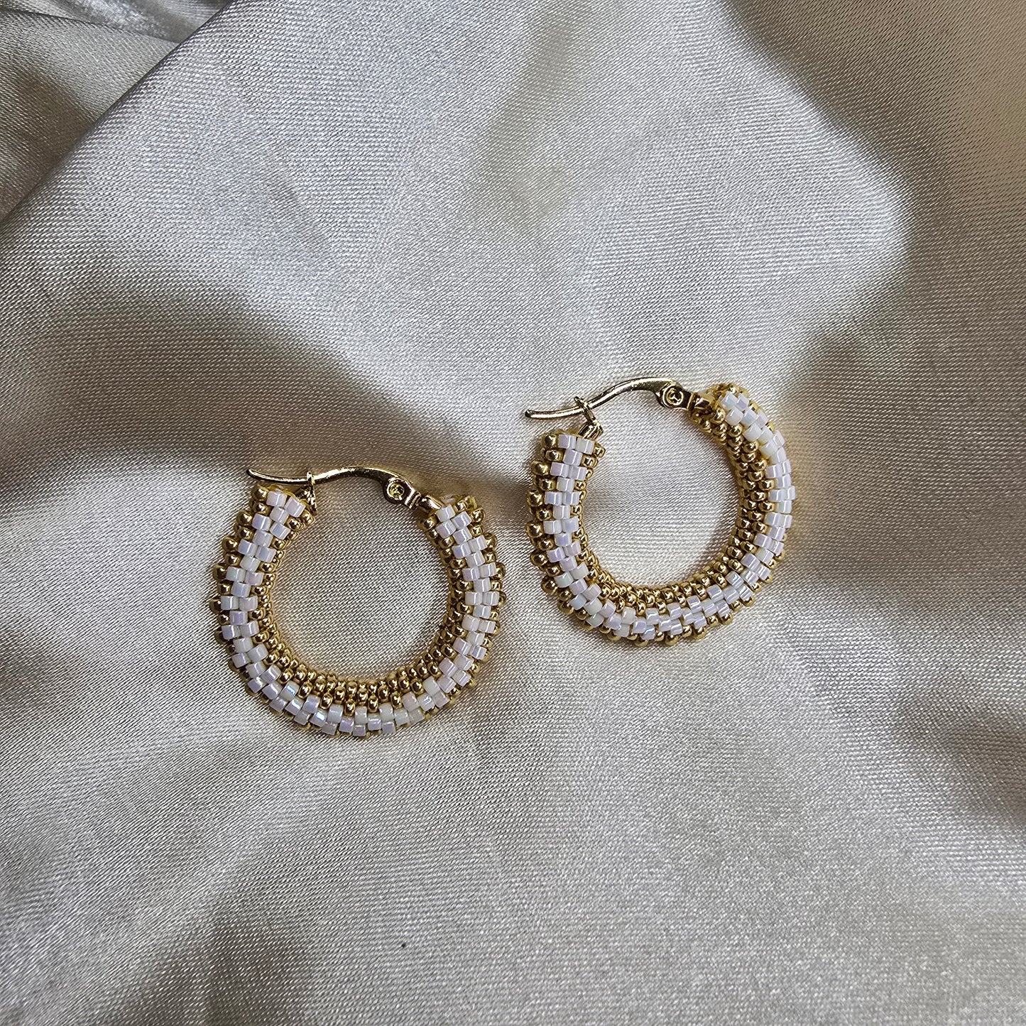 Medium Hoops
