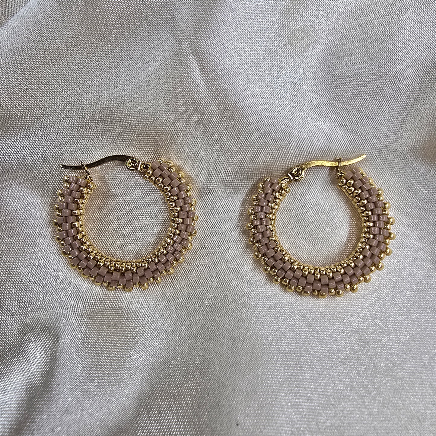 Medium Hoops