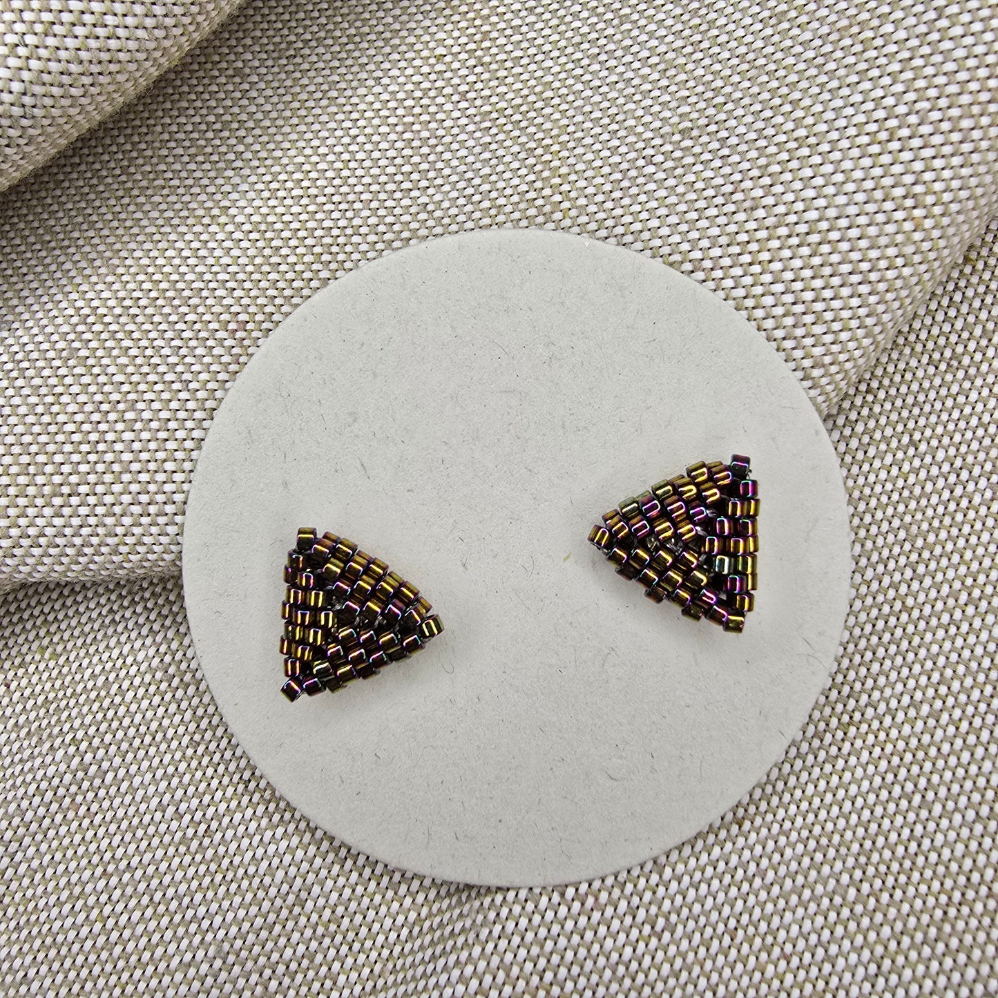 Triangle studs