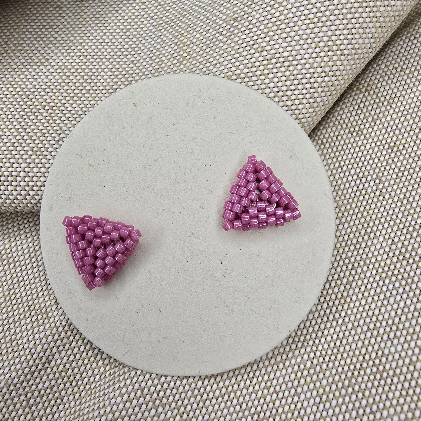 Triangle studs