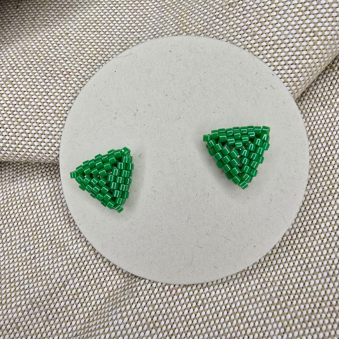 Triangle studs