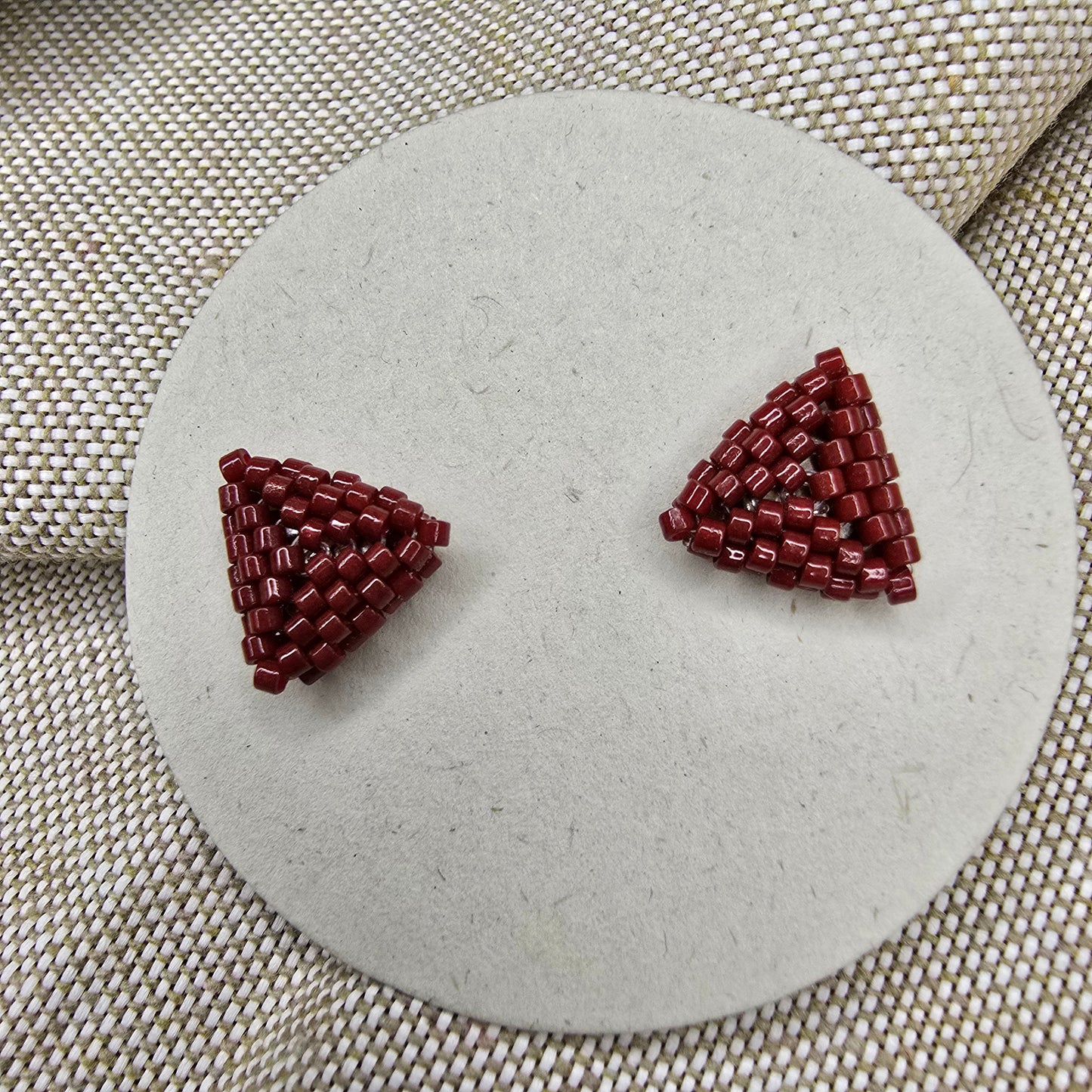 Triangle studs