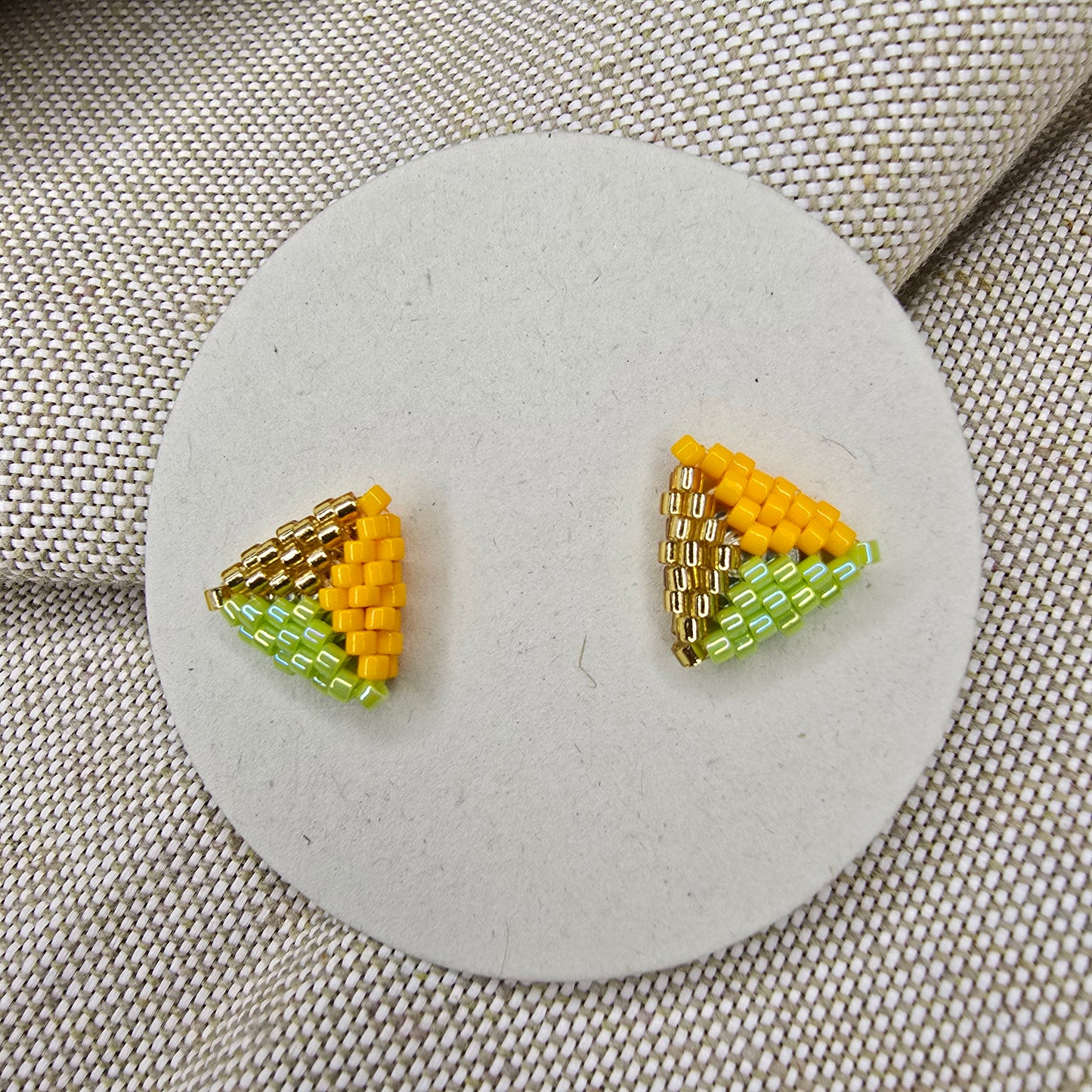 Triangle studs