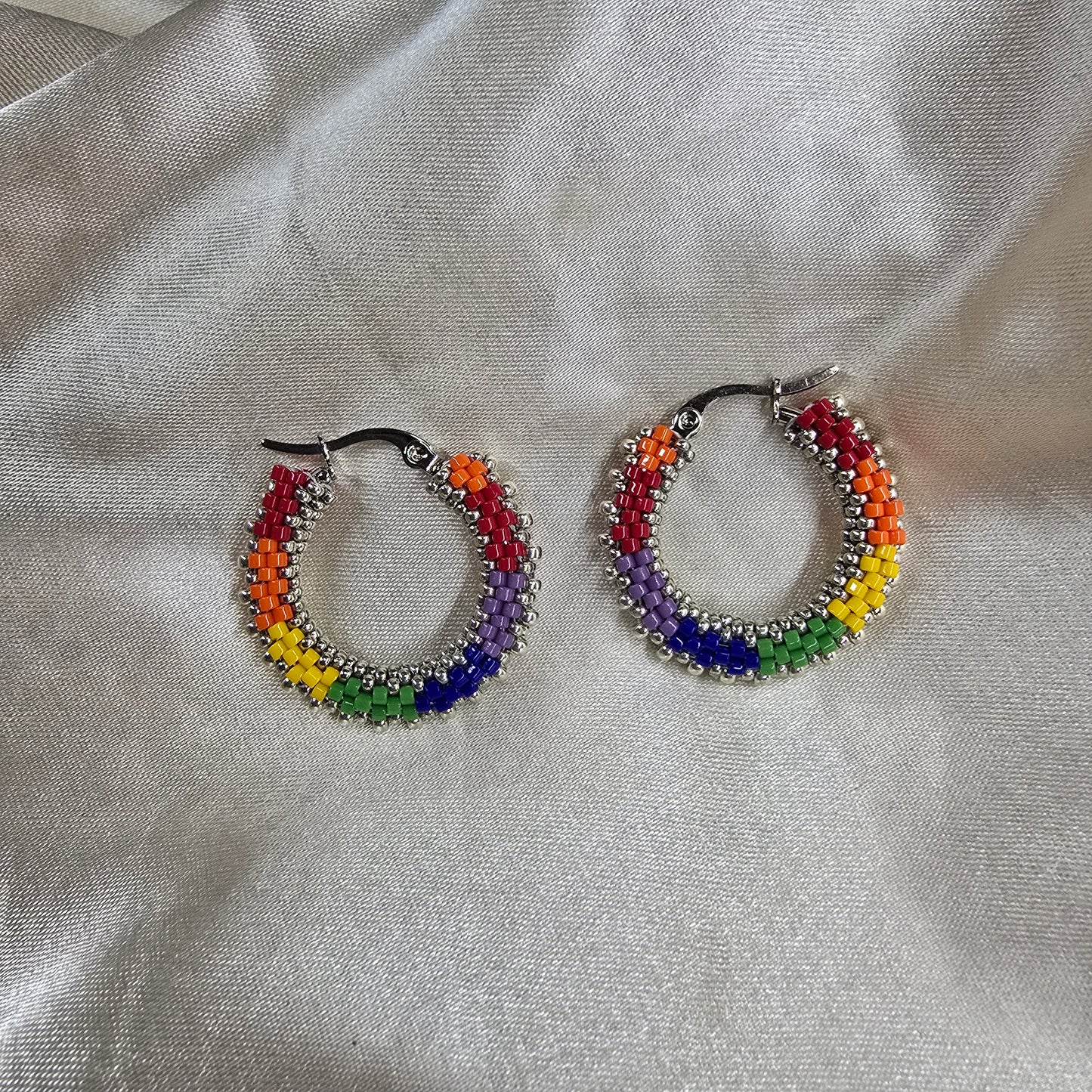 Medium Hoops